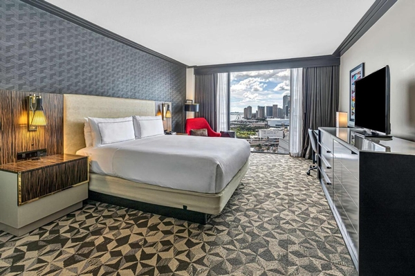 Hilton Miami Downtown Image #24