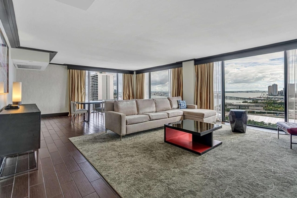 Hilton Miami Downtown Image #29