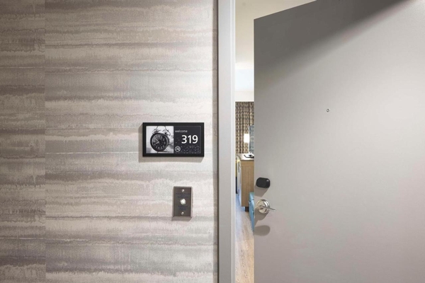 Hampton Inn & Suites Miami Wynwood Design District Image #9 Hampton Inn & Suites Miami Wynwood Design District Image #9