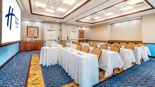 Holiday Inn Express & Suites Miami Kendall by IHG Image #5