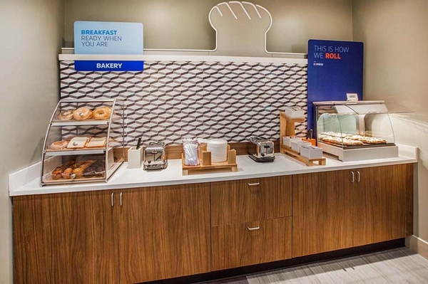 Holiday Inn Express & Suites Miami Kendall by IHG Image #25