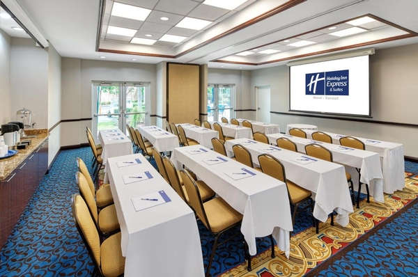 Holiday Inn Express & Suites Miami Kendall by IHG Image #27