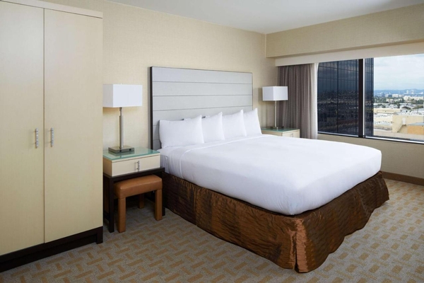 Hilton Los Angeles Airport Image #15