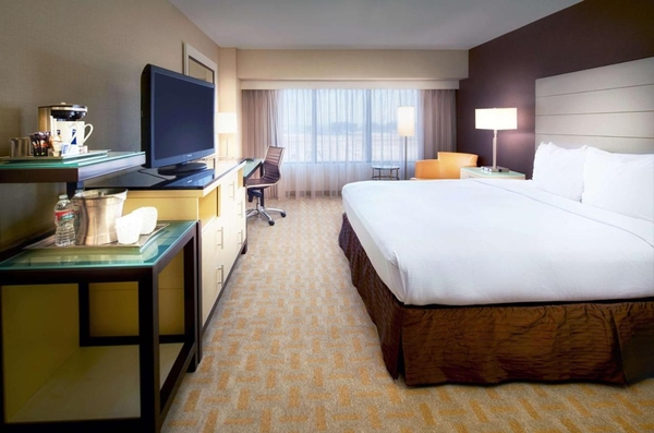 Hilton Los Angeles Airport Image #18