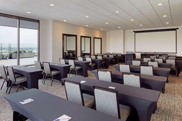 H Hotel Los Angeles, Curio Collection by Hilton Image #40