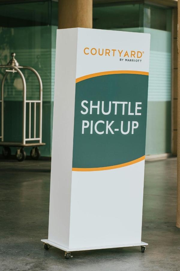 Courtyard by Marriott Los Angeles LAX / Century Boulevard Image #9 Courtyard by Marriott Los Angeles LAX / Century Boulevard Image #9