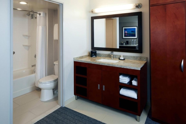 Courtyard by Marriott Los Angeles LAX / Century Boulevard Image #22 Courtyard by Marriott Los Angeles LAX / Century Boulevard Image #22