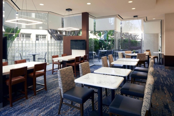 Courtyard by Marriott Los Angeles LAX / Century Boulevard Image #42 Courtyard by Marriott Los Angeles LAX / Century Boulevard Image #42