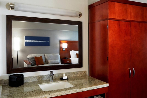 Courtyard by Marriott Los Angeles LAX / Century Boulevard Image #44 Courtyard by Marriott Los Angeles LAX / Century Boulevard Image #44
