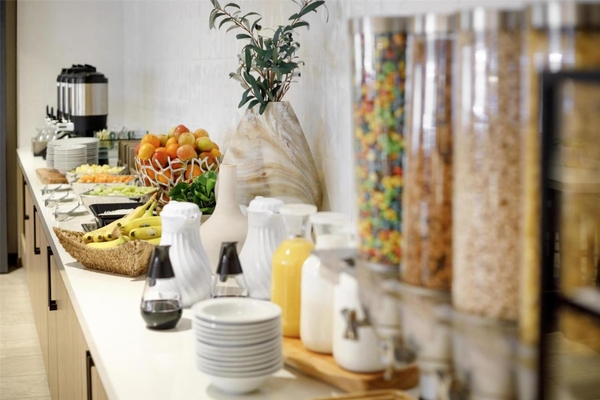 Hilton Garden Inn LAX Los Angeles Airport Image #13