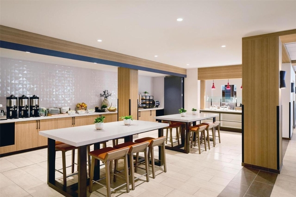 Hilton Garden Inn LAX Los Angeles Airport Image #15