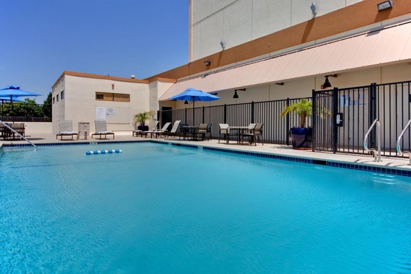 Holiday Inn Los Angeles - LAX Airport by IHG Image #20