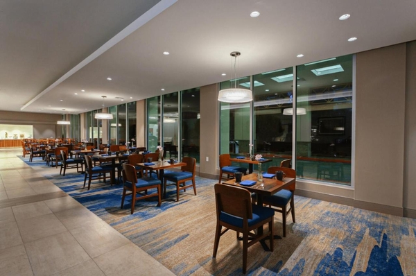 Holiday Inn Los Angeles - LAX Airport by IHG Image #39
