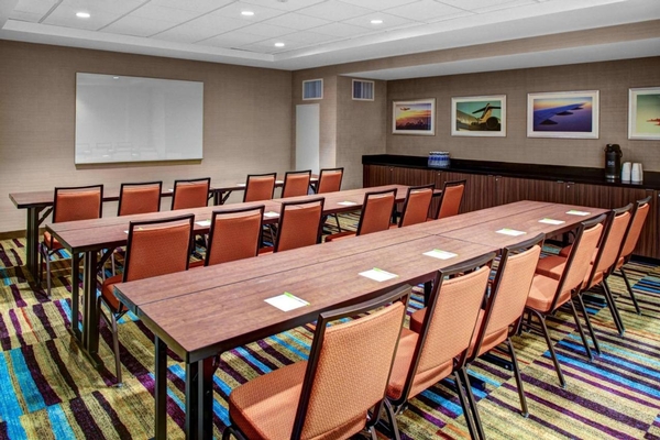 Fairfield Inn & Suites by Marriott Los Angeles LAX/El Segundo Image #12 Fairfield Inn & Suites by Marriott Los Angeles LAX/El Segundo Image #12