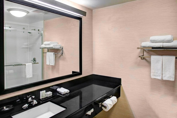 Fairfield Inn & Suites by Marriott Los Angeles LAX/El Segundo Image #30 Fairfield Inn & Suites by Marriott Los Angeles LAX/El Segundo Image #30