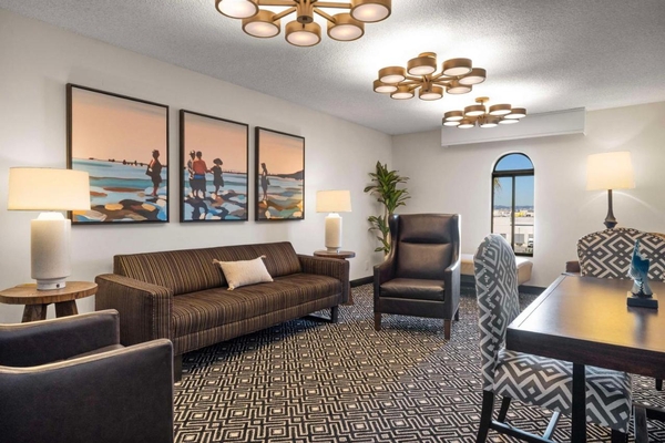 Embassy Suites by Hilton Los Angeles International Airport South Image #20 Embassy Suites by Hilton Los Angeles International Airport South Image #20