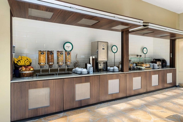 Embassy Suites by Hilton Los Angeles International Airport South Image #30 Embassy Suites by Hilton Los Angeles International Airport South Image #30