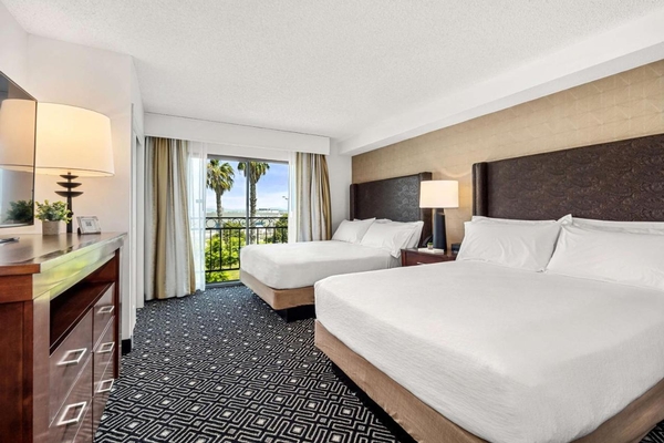Embassy Suites by Hilton Los Angeles International Airport South Image #46 Embassy Suites by Hilton Los Angeles International Airport South Image #46