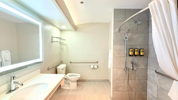 Best Western Plus Suites Hotel - Los Angeles LAX Airport Image #17