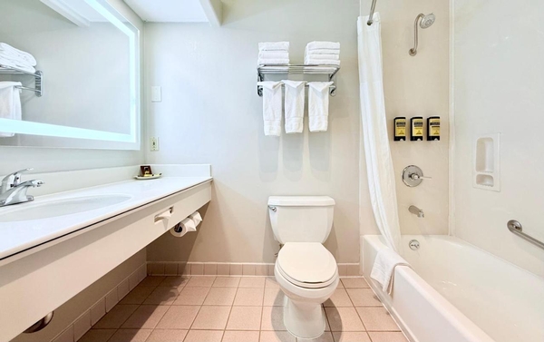 Best Western Plus Suites Hotel - Los Angeles LAX Airport Image #24