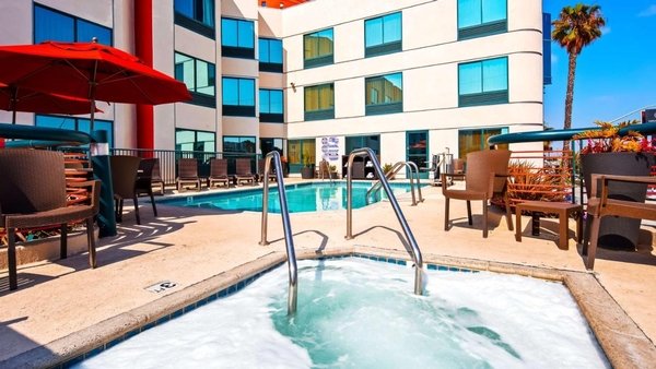 Best Western Plus Suites Hotel - Los Angeles LAX Airport Image #40