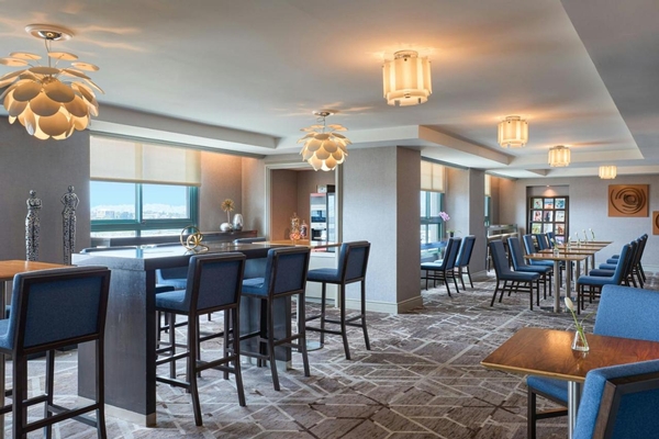 Renaissance Los Angeles Airport Hotel Image #16