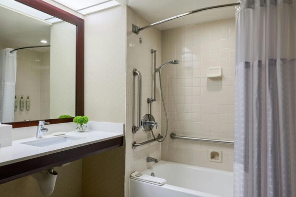 Renaissance Los Angeles Airport Hotel Image #19