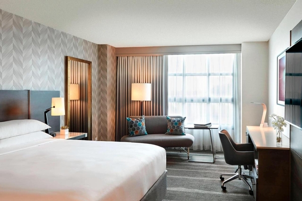 Renaissance Los Angeles Airport Hotel Image #29