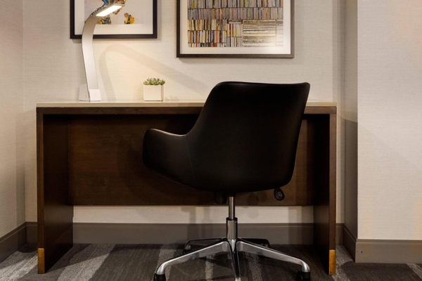Renaissance Los Angeles Airport Hotel Image #33
