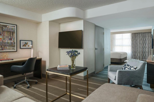 Renaissance Los Angeles Airport Hotel Image #42