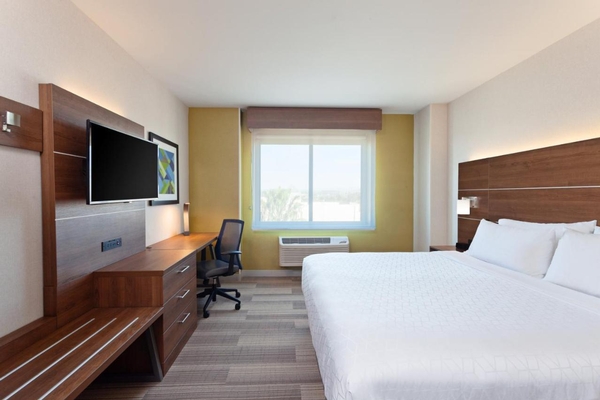Holiday Inn Express Los Angeles LAX Airport by IHG Image #3