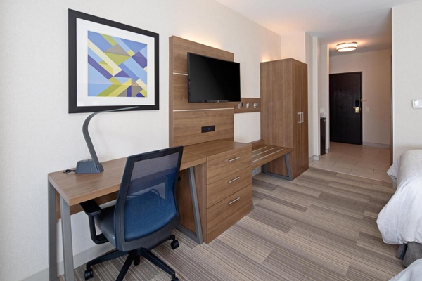 Holiday Inn Express Los Angeles LAX Airport by IHG Image #11