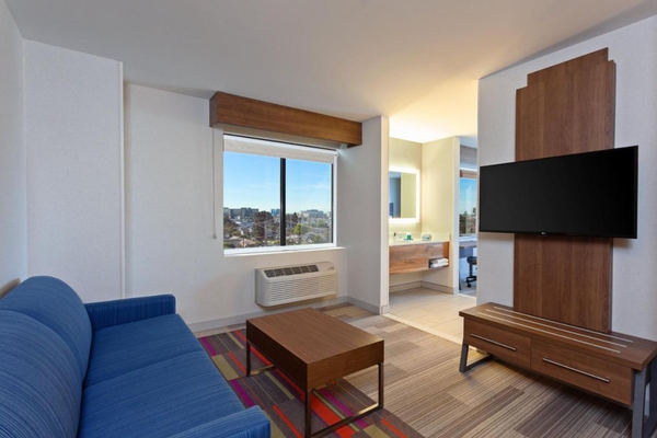 Holiday Inn Express Los Angeles LAX Airport by IHG Image #37