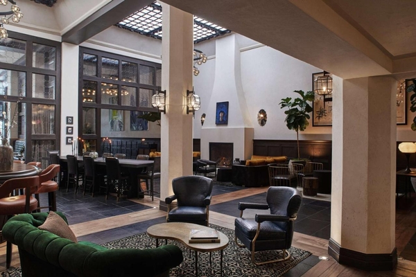 Hotel Figueroa - The Unbound Collection by Hyatt Image #2 Hotel Figueroa - The Unbound Collection by Hyatt Image #2