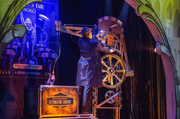 Intrigue Theater Image #6